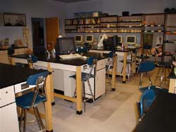 Picture of a lab in the Science building