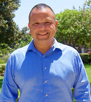 Oxnard College Registrar Joel Diaz photo of Oxnard College Registrar Joel Diaz