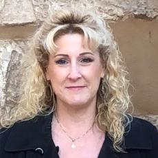 Photo of Laura Hagel