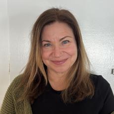 Photo of Julie Campbell