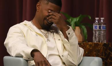 Jamie Foxx laughs at Moorpark College