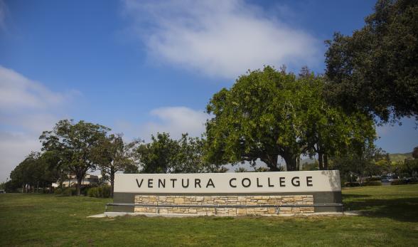 Ventura College sign 