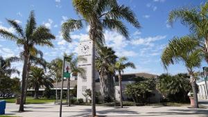 A view of the bell tower at Oxnard College. A view of the bell tower at Oxnard College.