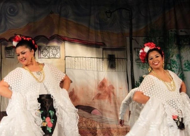 Beatriz folklorico dancing.